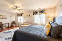 Charming 3-bedroom house in delightful McLeansville with AC, WiFi - Wifi