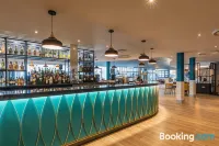 Holiday Inn OXFORD by IHG - bar