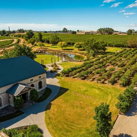 Pirathon Country Estate