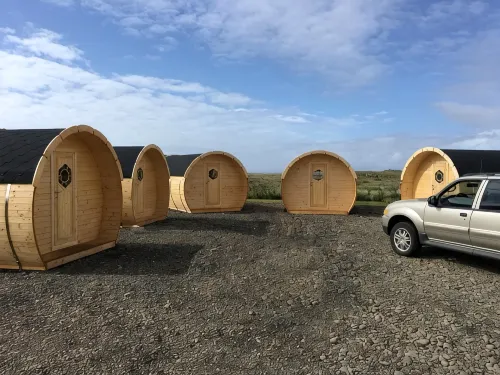 Framtid Camping Lodging Barrels - breakfast