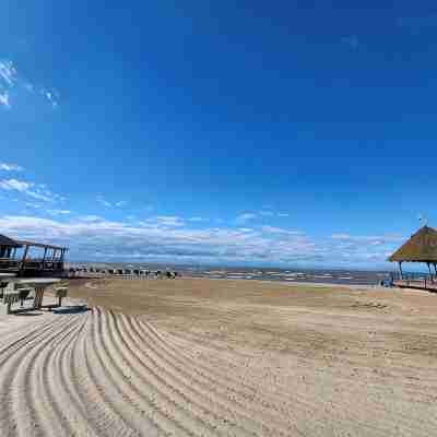 Port Clinton Paradise- 2 Bedroom Waterfront Condo:  Hot Tub, Sauna, Fire Pit Fitness & Recreational Facilities
