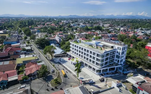 Aeris Hotel Banjarbaru - parking