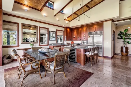 Highly upgraded, Ocean View Kolea Penthouse - 4-Star