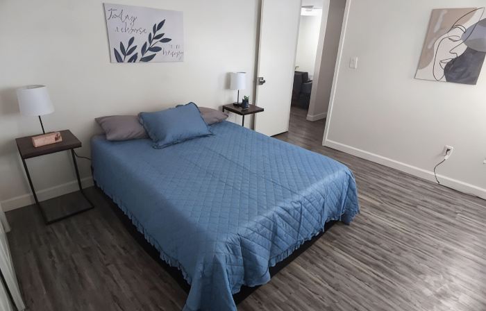 Convenient, cozy and bright  :)