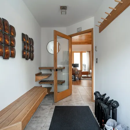 Camp Tu’Wani Ski-in/Ski-out Condo Retreat Big Sky