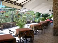 โรงแรมเบลเวเดเร - พร้อมอาหารเช้า