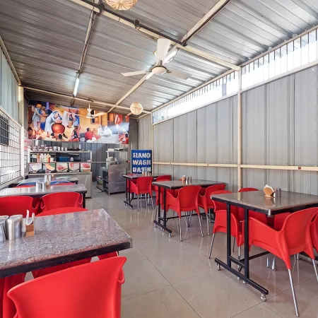Hotel Sai Laxmi- Walkable Distance from Sai Baba Temple