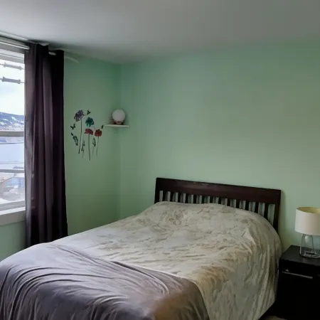 Historic Signal Hill Escape. Hot tub/ocean view