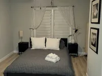 Charming 3-bedroom house in amazing Chicago Hotels near O'Hare International Airport