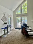 "Luxury Waterfront Retreat" - Summer Dates Avail!!!