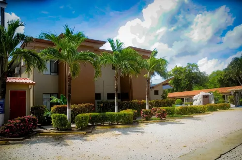 Hotel & Villas Huetares - 3 звезды