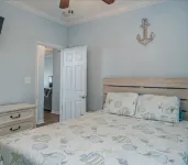 Stunning Long Beach Condo With Ocean View! - 3-Star