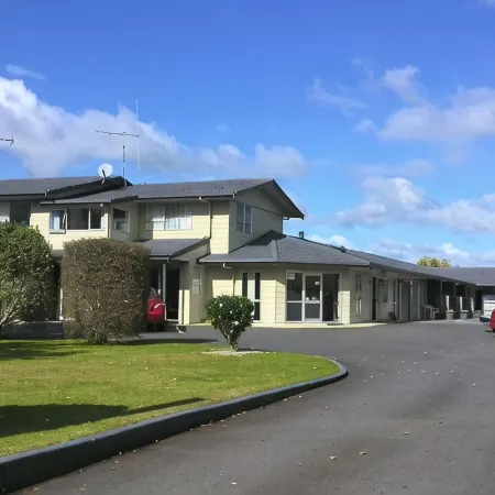 Cambrian Lodge Motel