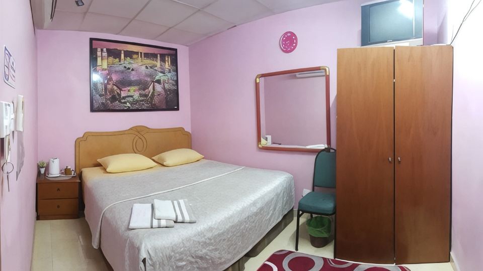 Al Funduq Motel 1