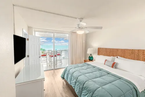 Beachfront. Seaview202 Updated Condo and Newly Renovated Heated Pool and Hot Tub - واي فاي