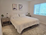 Hill Base Modern