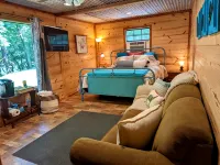 Secluded Riverfront Cabin 5 acres on Little Missouri River - balcon