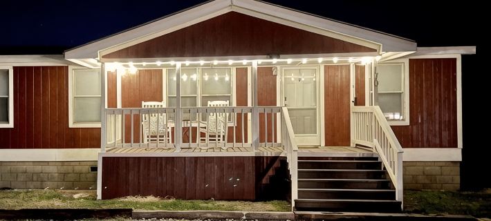 "No Worries" less than 10 minutes from Lake Texoma and Choctaw Casino Hotels in Bryan County
