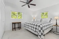 Fall in Love with This Gorgeous Pool Home Mins from Anna Maria! Pet Friendly! - Private Pools