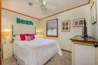 Ocean Views -Dog Friendly- 3rd Row From The Beach