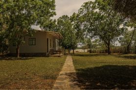 Shaka Bungalow