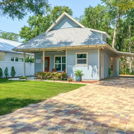 Tranquil beach cottage in historic American Beach! 5 min walk to the beach!