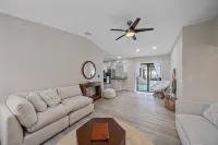 Perfect Sarasota Getaway: Fully Renovated Heated Pool w No Extra Fee -Game Room! - ブティック