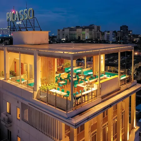 Grand Picasso Hotel Отели рядом с достопримечательностью «Торговый центр Thamrin City»