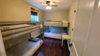 Kentucky Lake Oasis- Walk to Lake, Game Room, Fire Pit & Boat Parking - 3つ星
