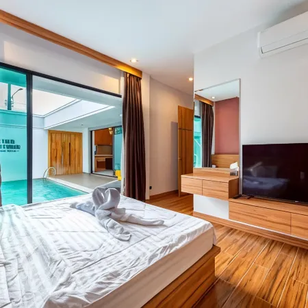 King Arthur Pool Villa