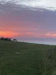 現代湖畔度假屋，私密環境，直通湖泊，配有熱水浴缸 - 4星級