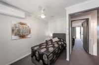 Athena Motel Apartments - Parkplatz