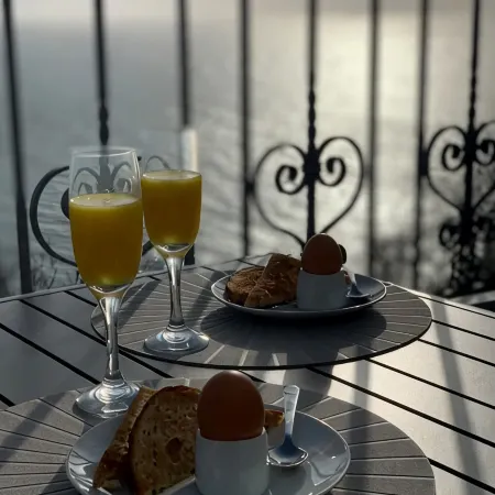 2 Bed Apartment The Priory - Panoramic Sea View