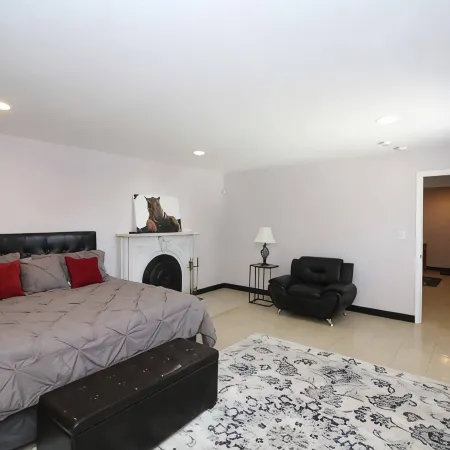 Cozy 2 Bedroom