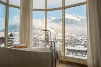 薩赫爾滑雪度假村 - 溫泉