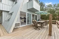 Modern A-FRAME cabin in the Ozark Mountains with amazing views! - Feriehus