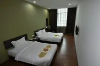 Li Hua Hotel Bintulu - Cheap