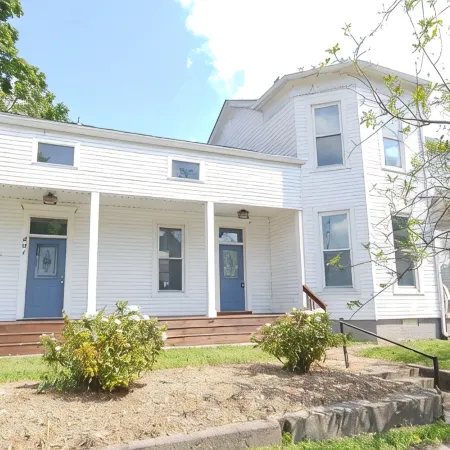 Victorian Center Jeffersonville