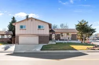 Casa Kaleidoscope: Whimsical Selfie Museum - 5bd sleeps 15 - Wifi