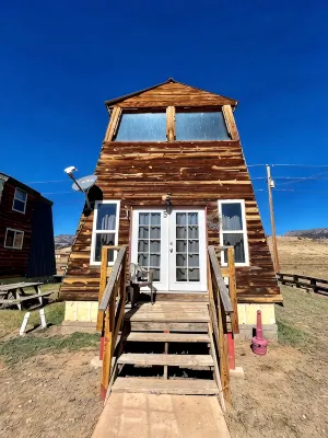Silvery Lupine Cabin 5 - 2 bedrooms in Creede, Colorado - Hytter