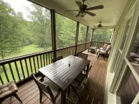 Explore, Relax: Mountain House, Yahoola Creek, Cherokee Forest - Balkon
