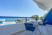 RAFFAELLO BEACH - Sea View