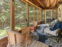 Direct Betsie River frontage. - Chalets