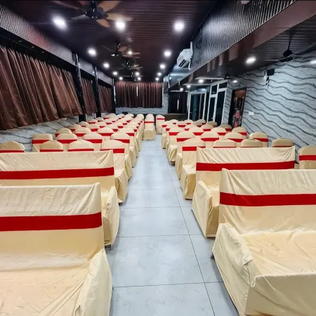 HoTEL MADHAVI PRIME