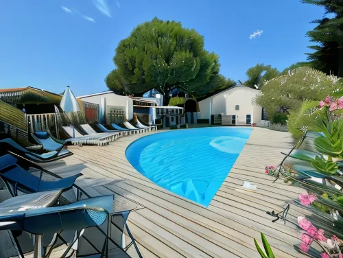 La Villa - Hôtel Bien Être - Afhentnings-/afleveringstjenester