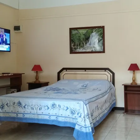 Alpha Villa – Double Room in Flic en Flac