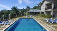 Bambous River Lodge - parking