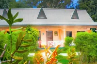 Bernique Guesthouse - balcony