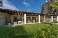 New Modern 1BR studio with gym, pool @ Vista Vela - Gym
