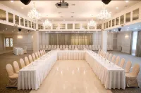 宇航員酒店 - 停車場